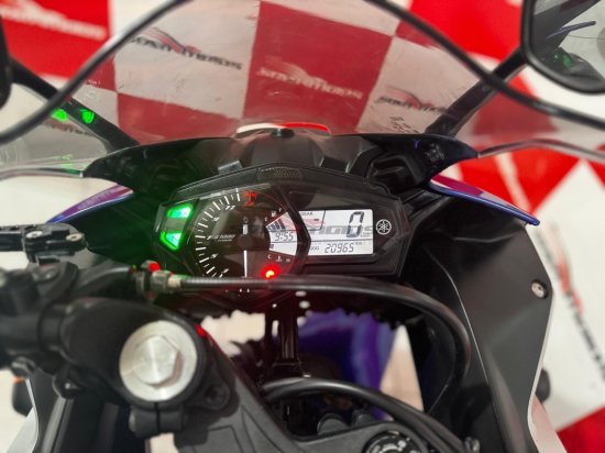 yamaha-yzf-r3-321cc-2016-45690
