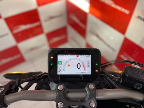 honda-cb-650r-e-clutch-2026-50495