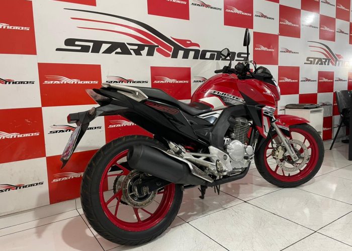 WhatsApp Image 2025-10-17 at 13.42.47 (3)