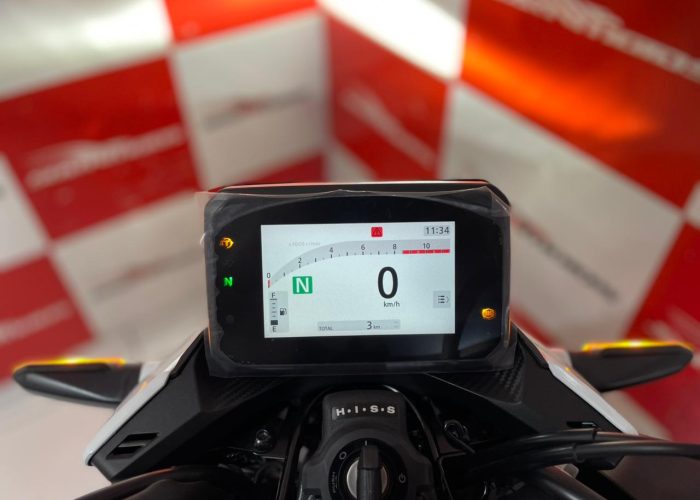 WhatsApp Image 2025-10-25 at 10.00.41 (1)