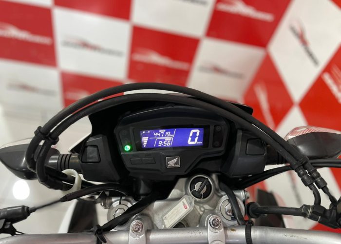 WhatsApp Image 2025-11-24 at 09.37.52