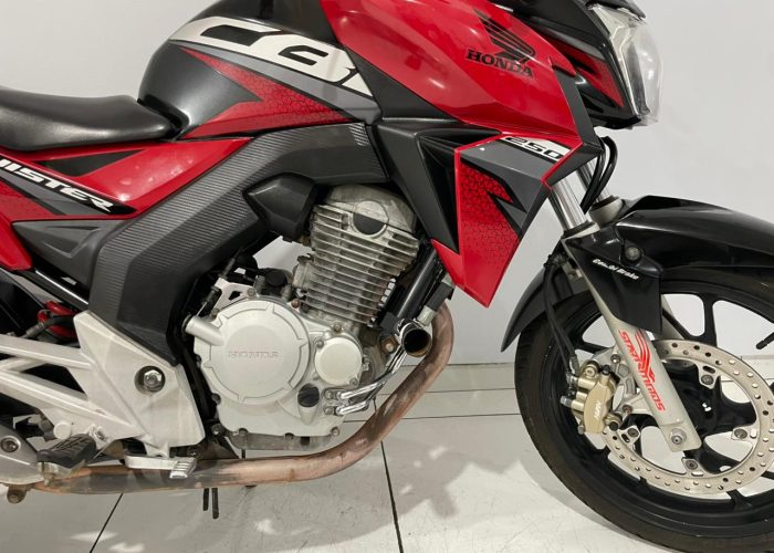 WhatsApp Image 2025-12-15 at 17.10.39 (1)